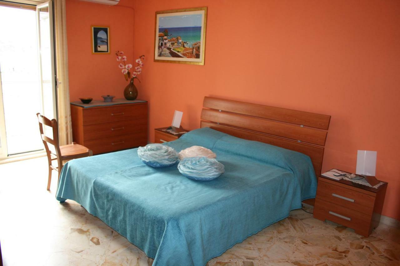 Casa Floridea -Mediterranea Sicilia Apt Cefalù Kültér fotó